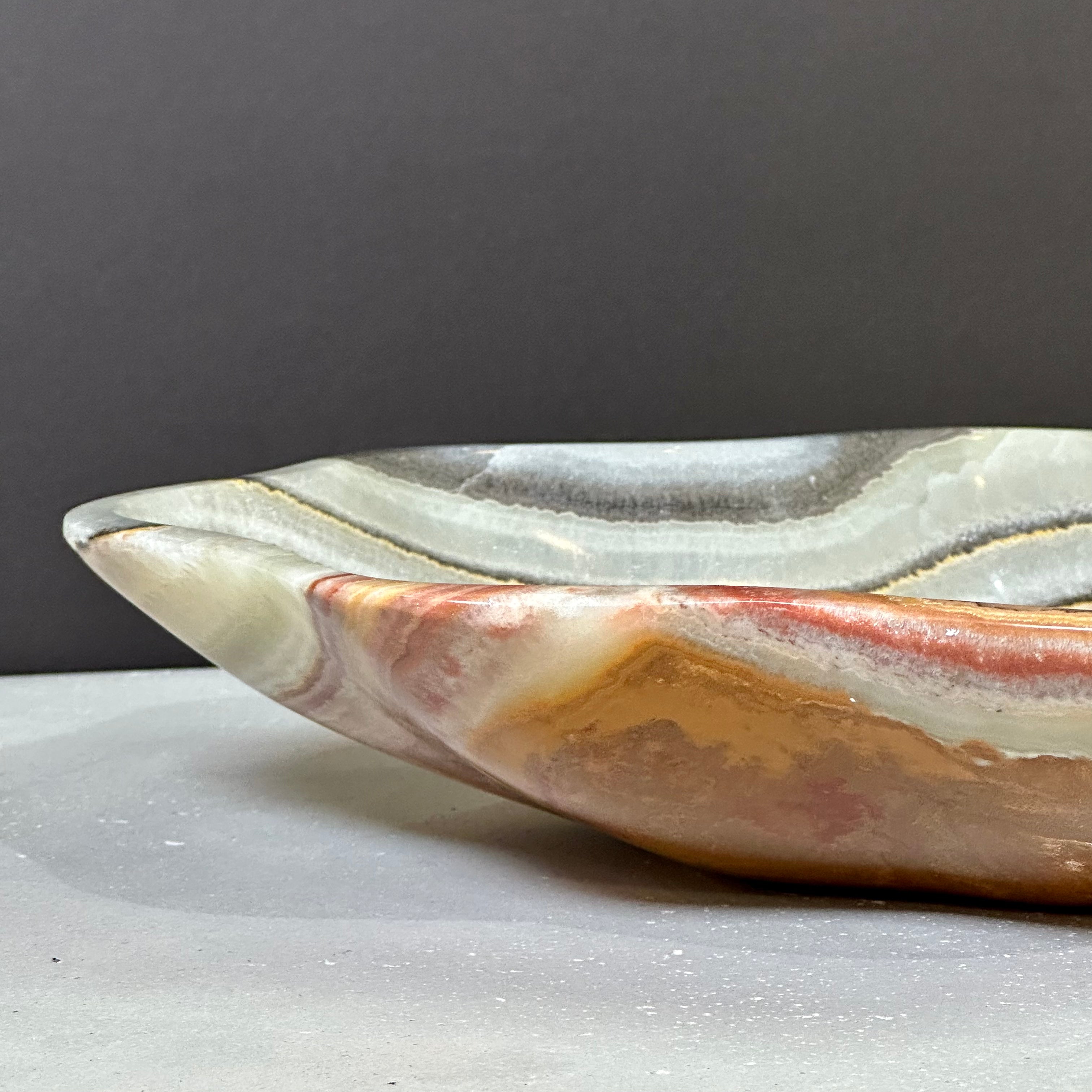 Onyx Banded Bowl - Handcarved
