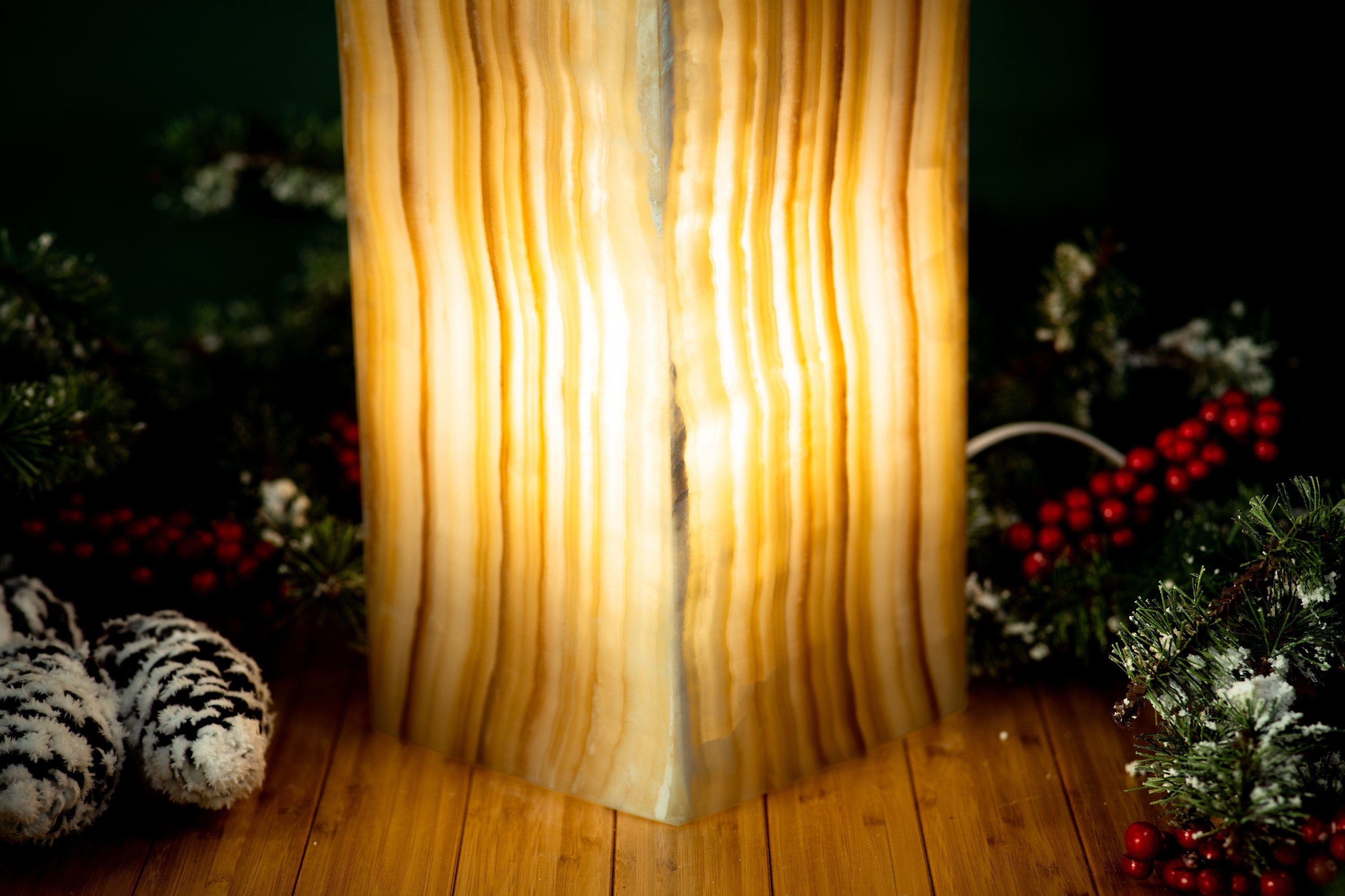 Amber Onyx Lamp - Vertical Bands -12 Inches - Holiday Decor