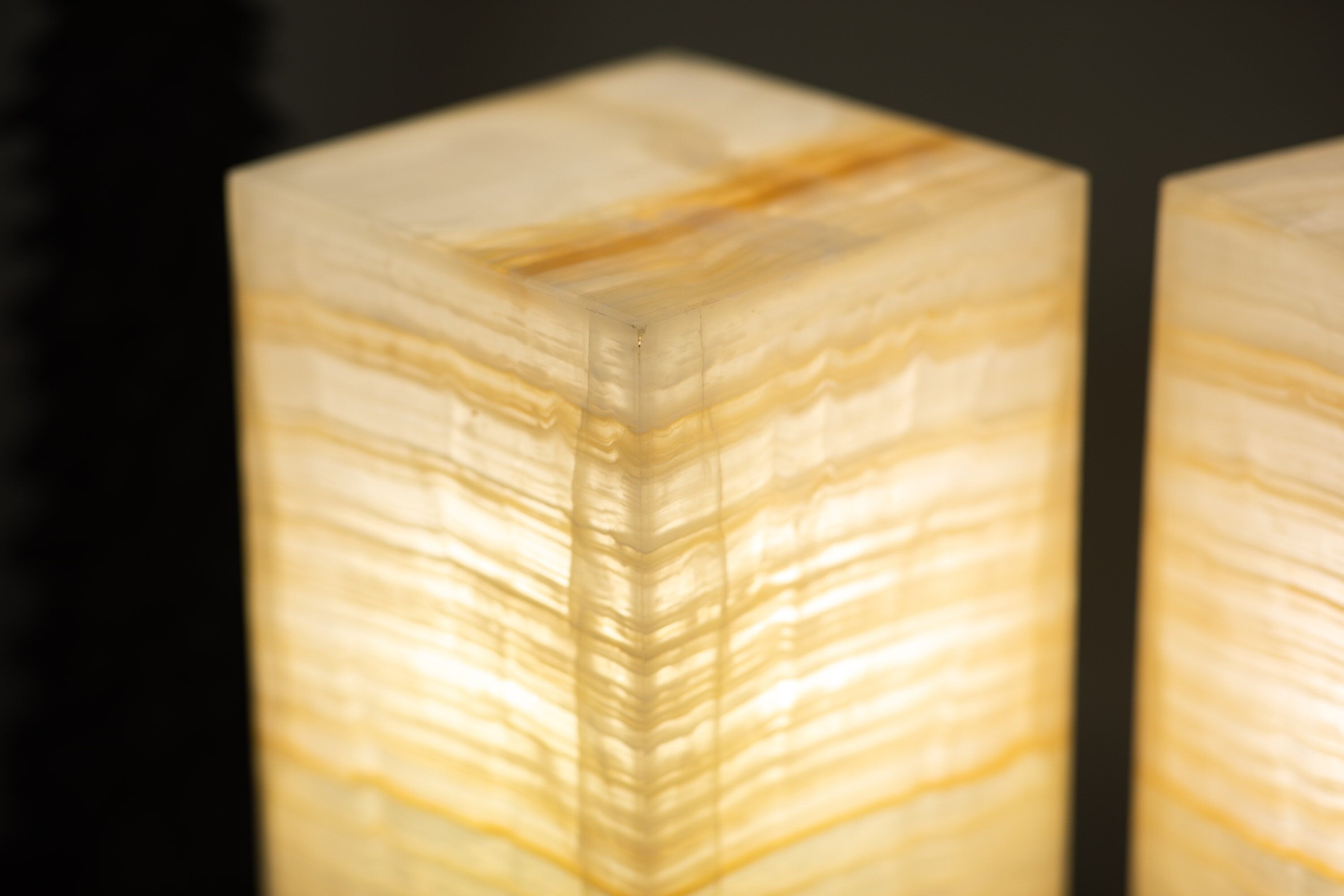Contemporary Amber Onyx Lamp Set - Geometric Shape - 12 Inches - Ideal for Holiday Decor