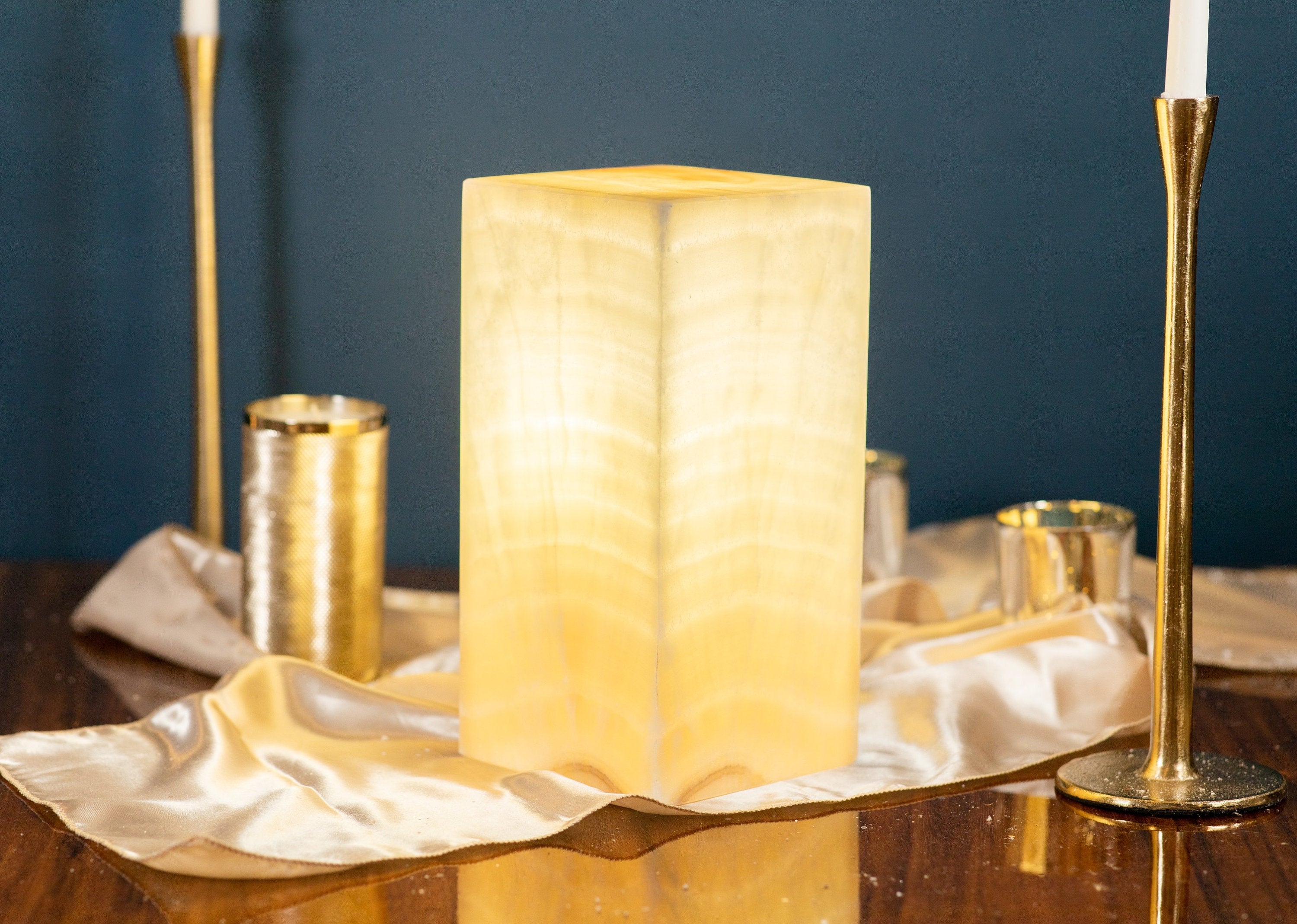 Yellow Glow - Handmade Onyx Lamp - 12 Inches