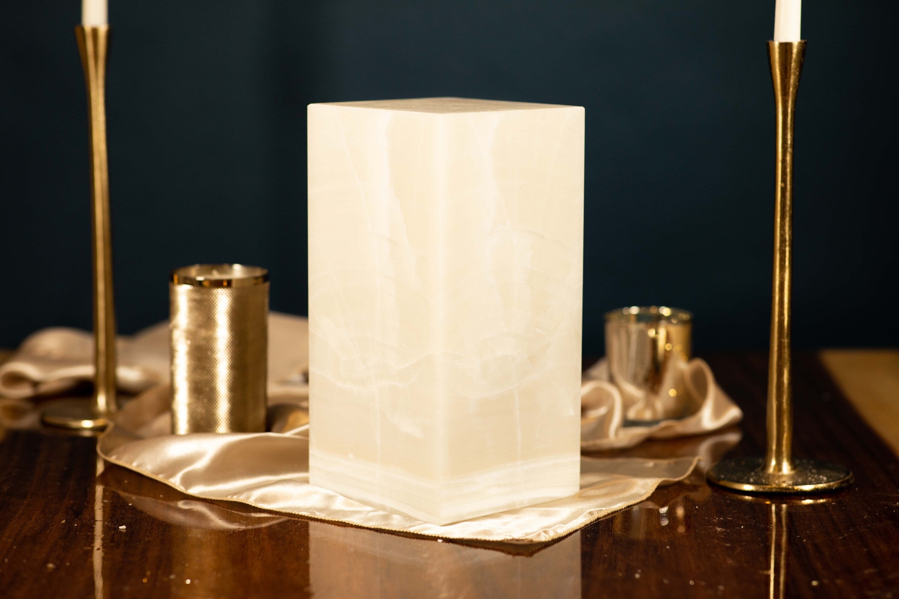 Serenity Stone Lamp - A tranquil addition to any room with its natural onyx stone material and calming warm glow.