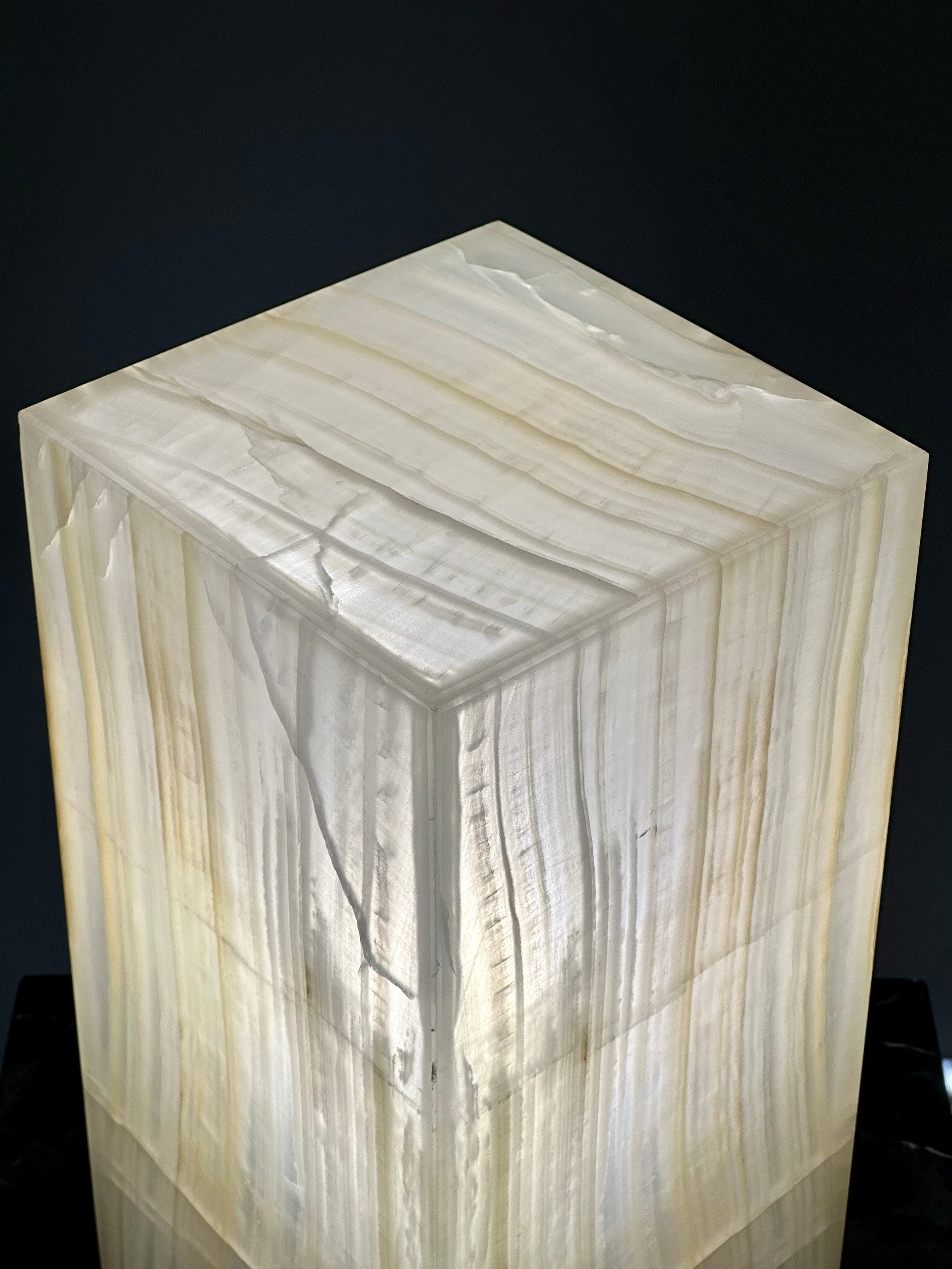 Contemporary Amber Onyx Lamp - Geometric Shape - 12 Inches - Ideal for Holiday Decor