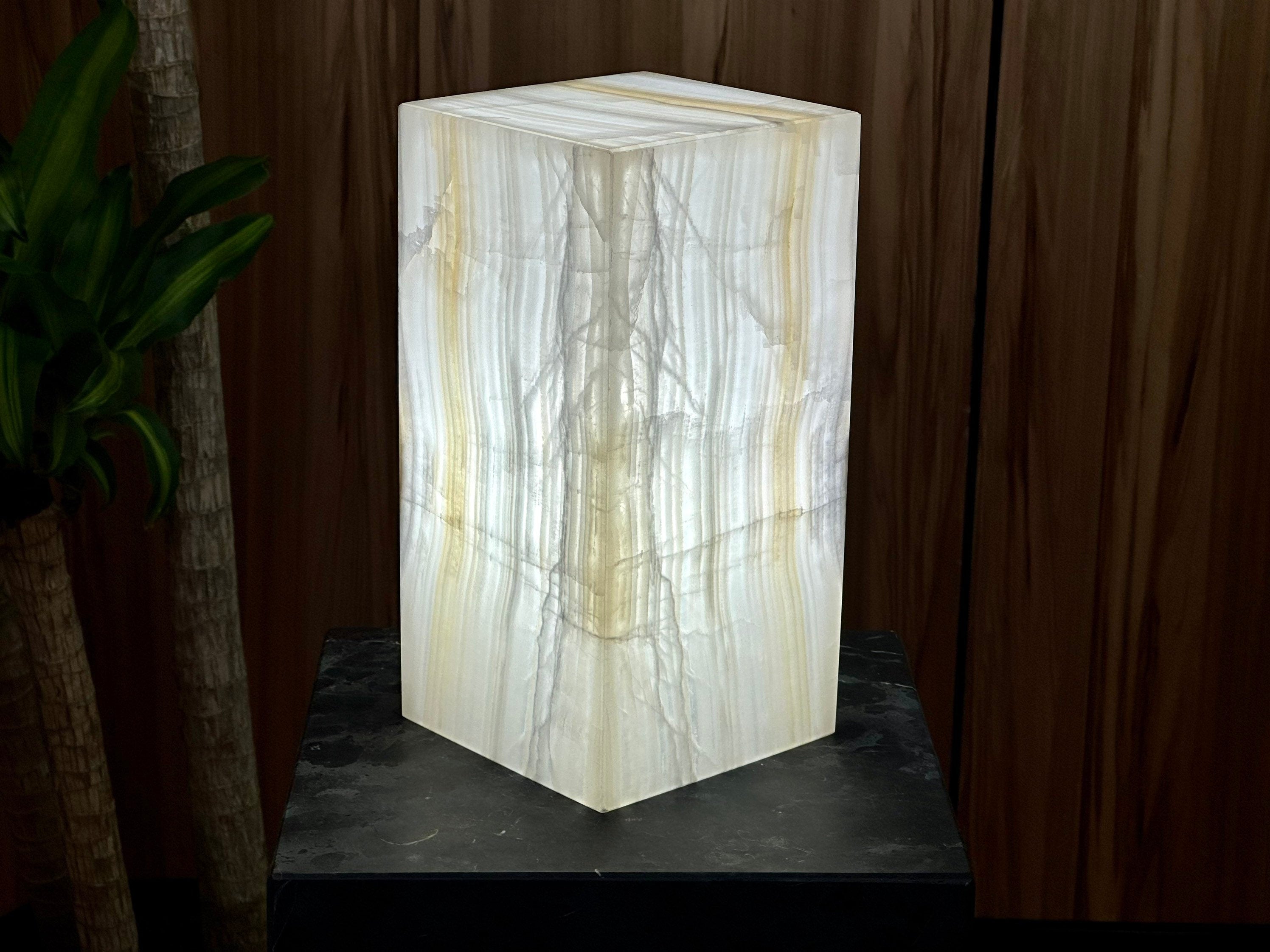Vertical White & Beige Banded Onyx Lamp - Bedside Lamp, Nightlight, Modern Lighting